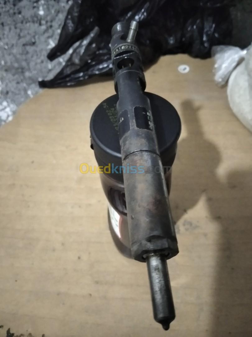 Injecteur 1.8tdci