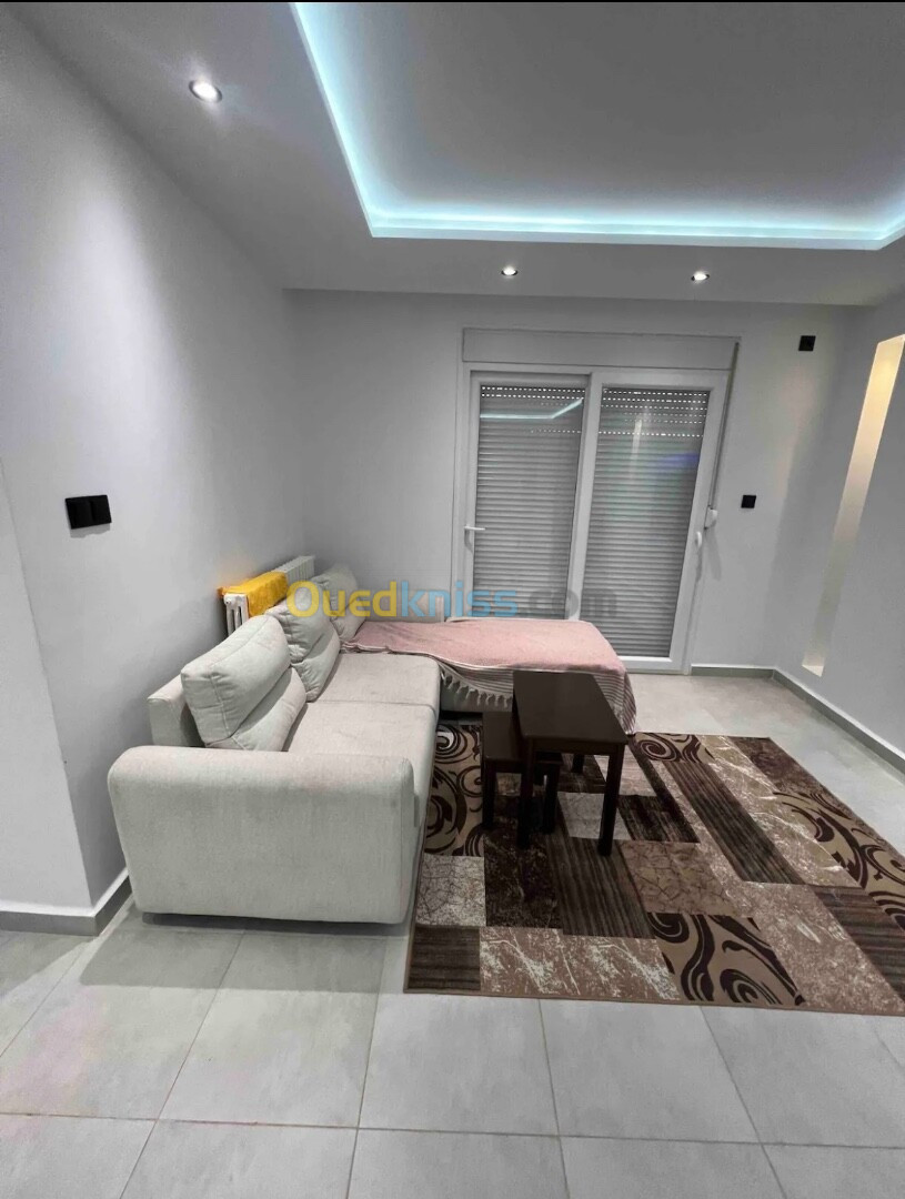 Location vacances Appartement F4 Alger El achour