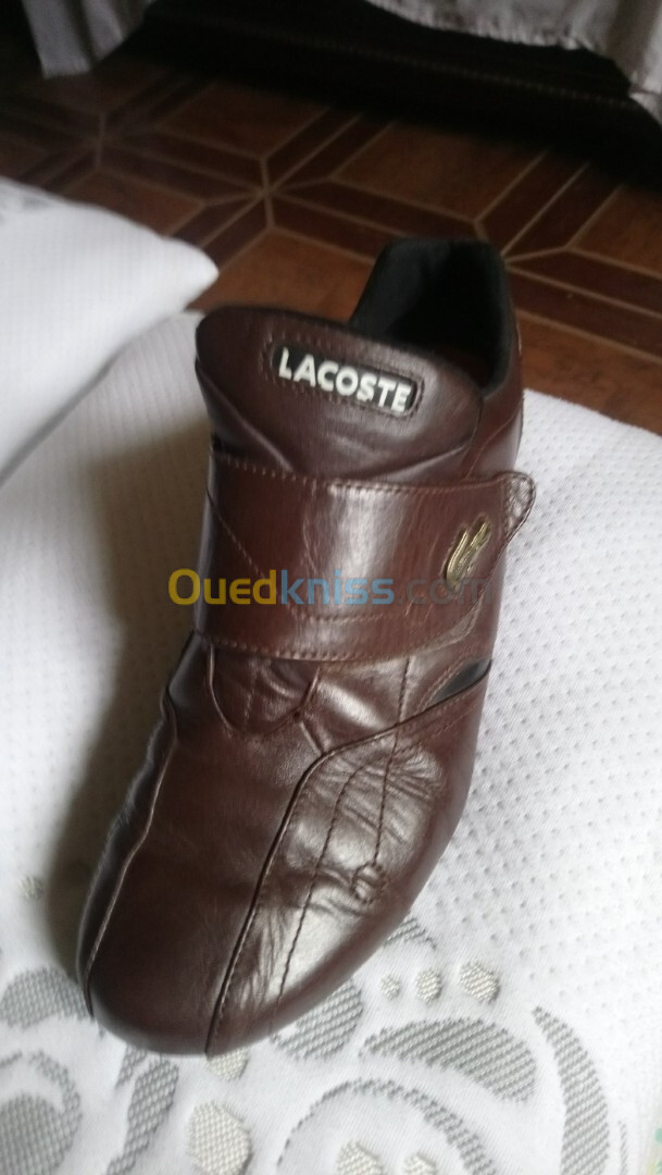 Soulier Lacoste