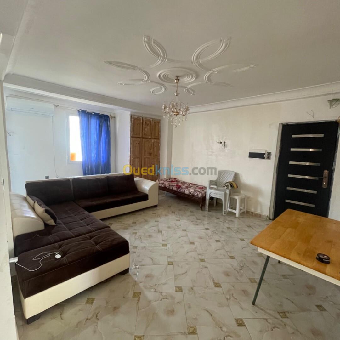 Location vacances Appartement F4 Tizi Ouzou Azeffoun