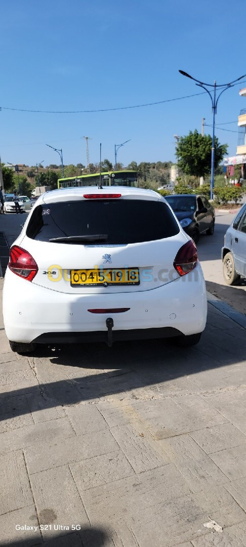 Peugeot 208 2019 Allure