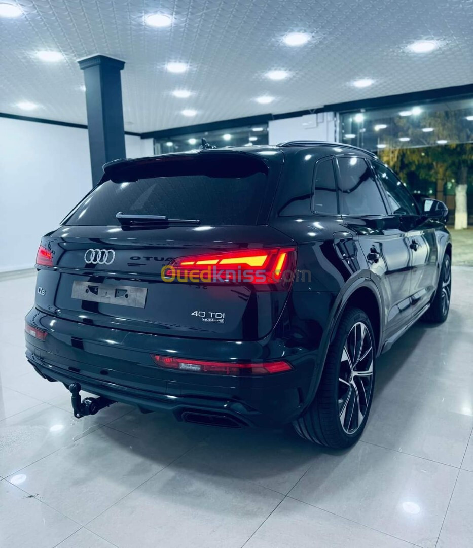 Audi Q5 2024 S LINE BLACK BLACK