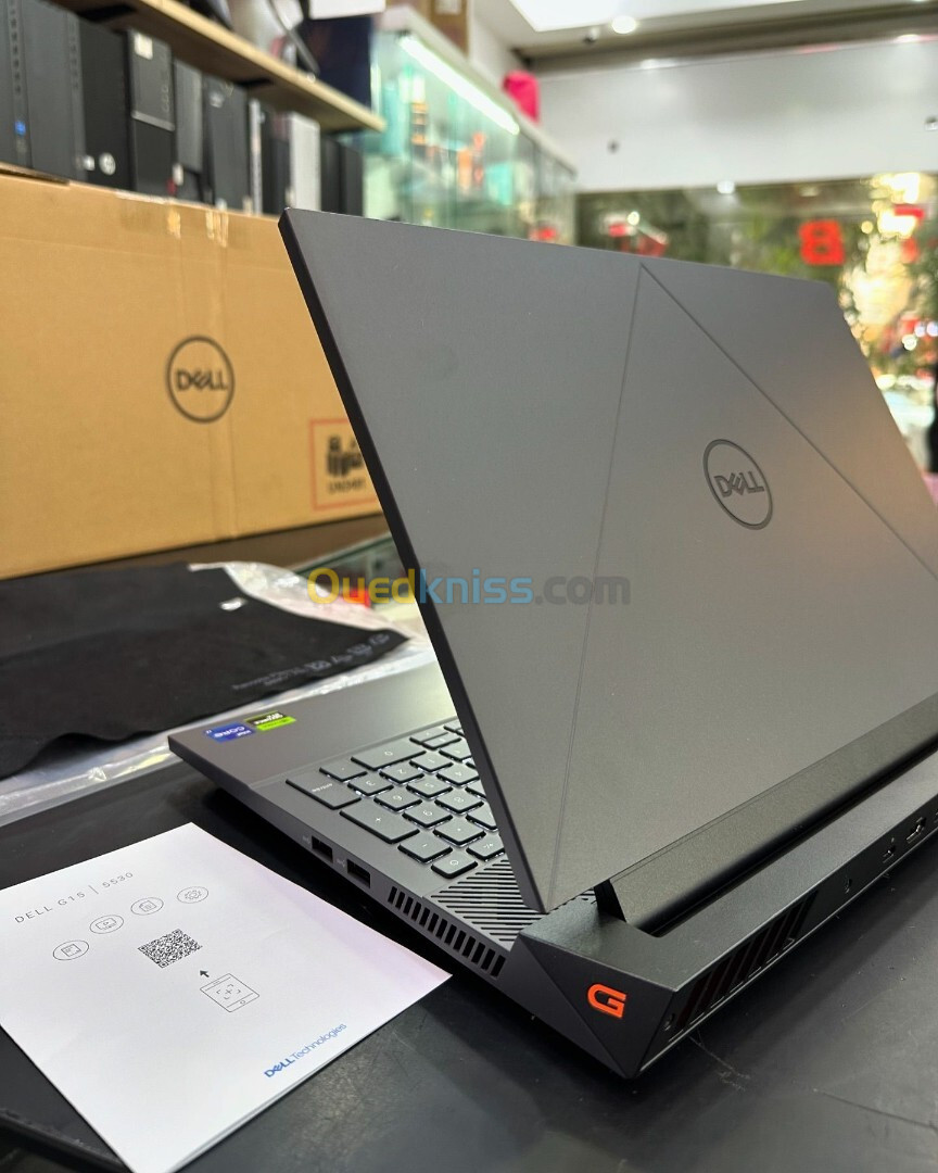 DELL G15 5530 Intel Core i7-13650HX à 4,90 GHz 16GB 1TB SSD 15.6 FULL HD+ 165Hz  RTX 4060 8GB GDDR6 