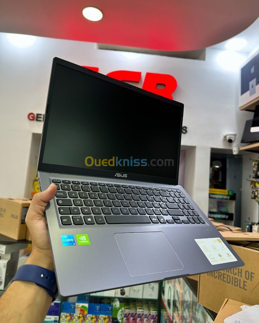 ASUS VIVOBOOK X515E Intel Core i5-1135G7 8 Mo de cache, 4,20 GHz 8GB 512GB SSD 15.6 FULL HD  MX330 