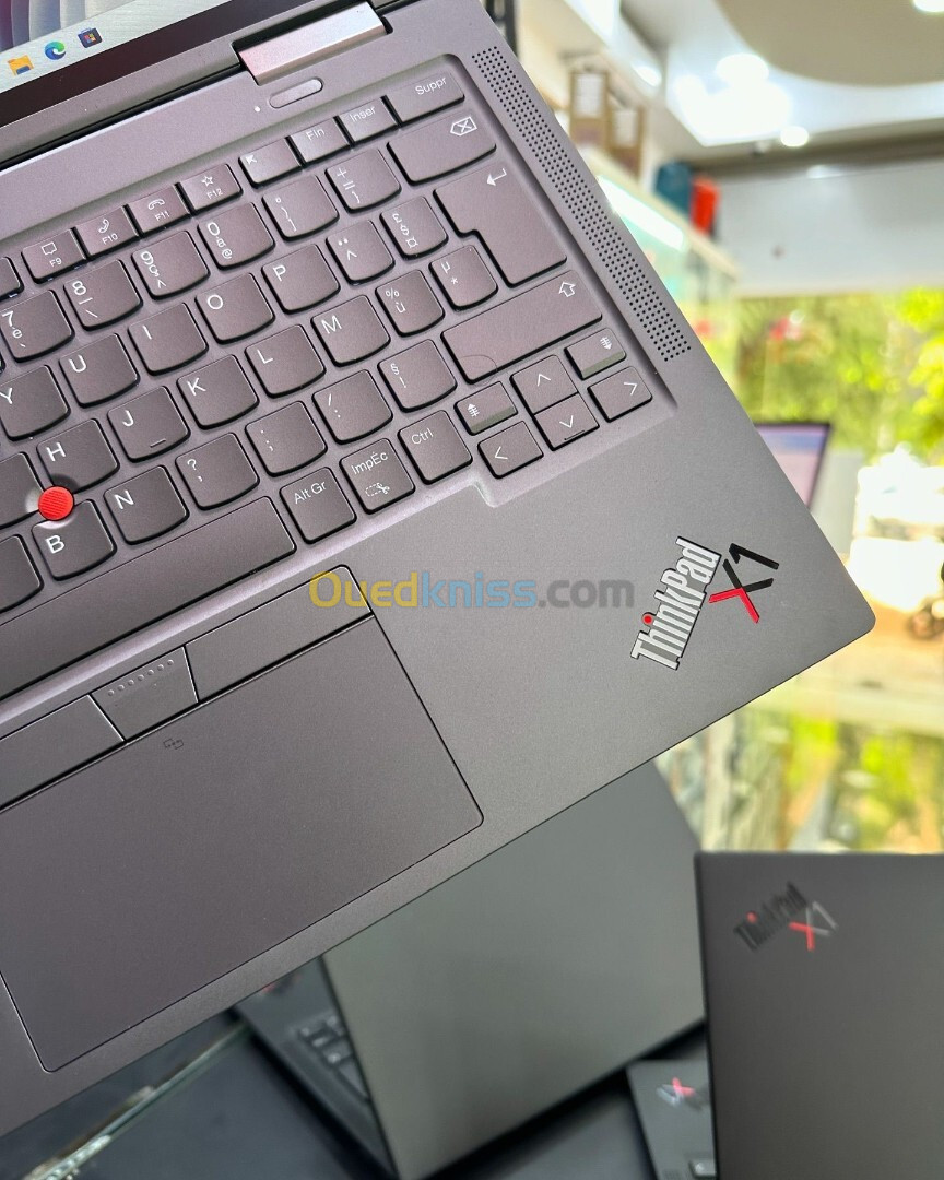 LENOVO THINKPAD X1 YOGA Gen8 Intel Core i7-1355U  5 GHz 16GB 512GB SSD 14 FULL HD+ Tactile 360  