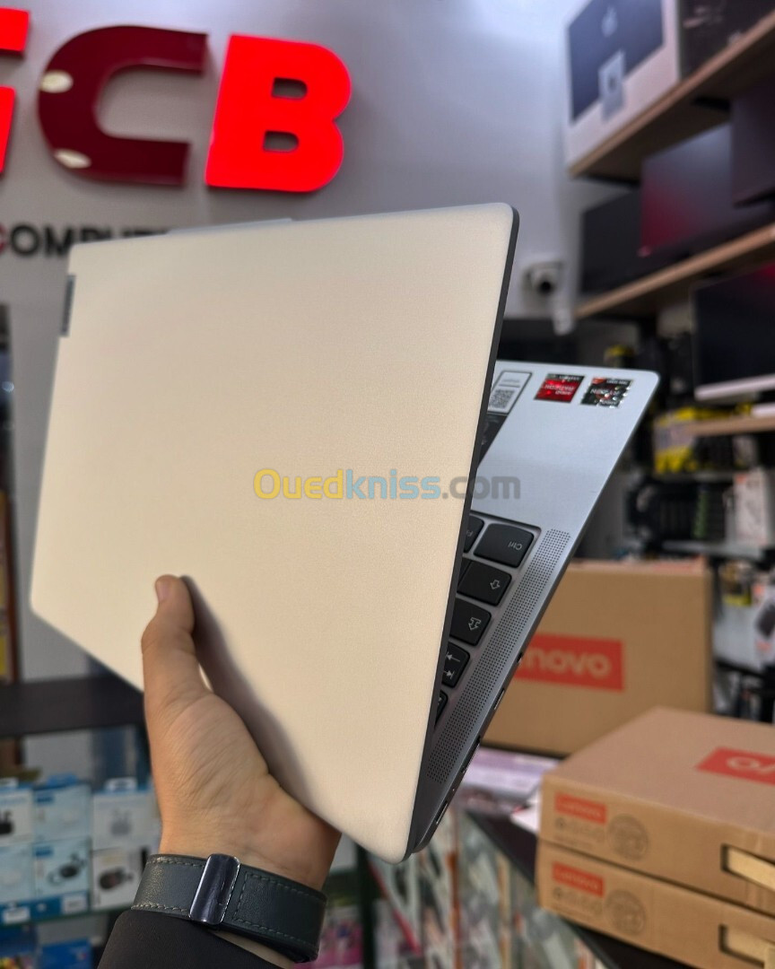 LENOVO ideaPad Slim 5 AMD Ryzen 7 7730U à 4.5 GHz Radeon Vega 8 / 16GB 1TB SSD 14.0 WUXGA OLED 