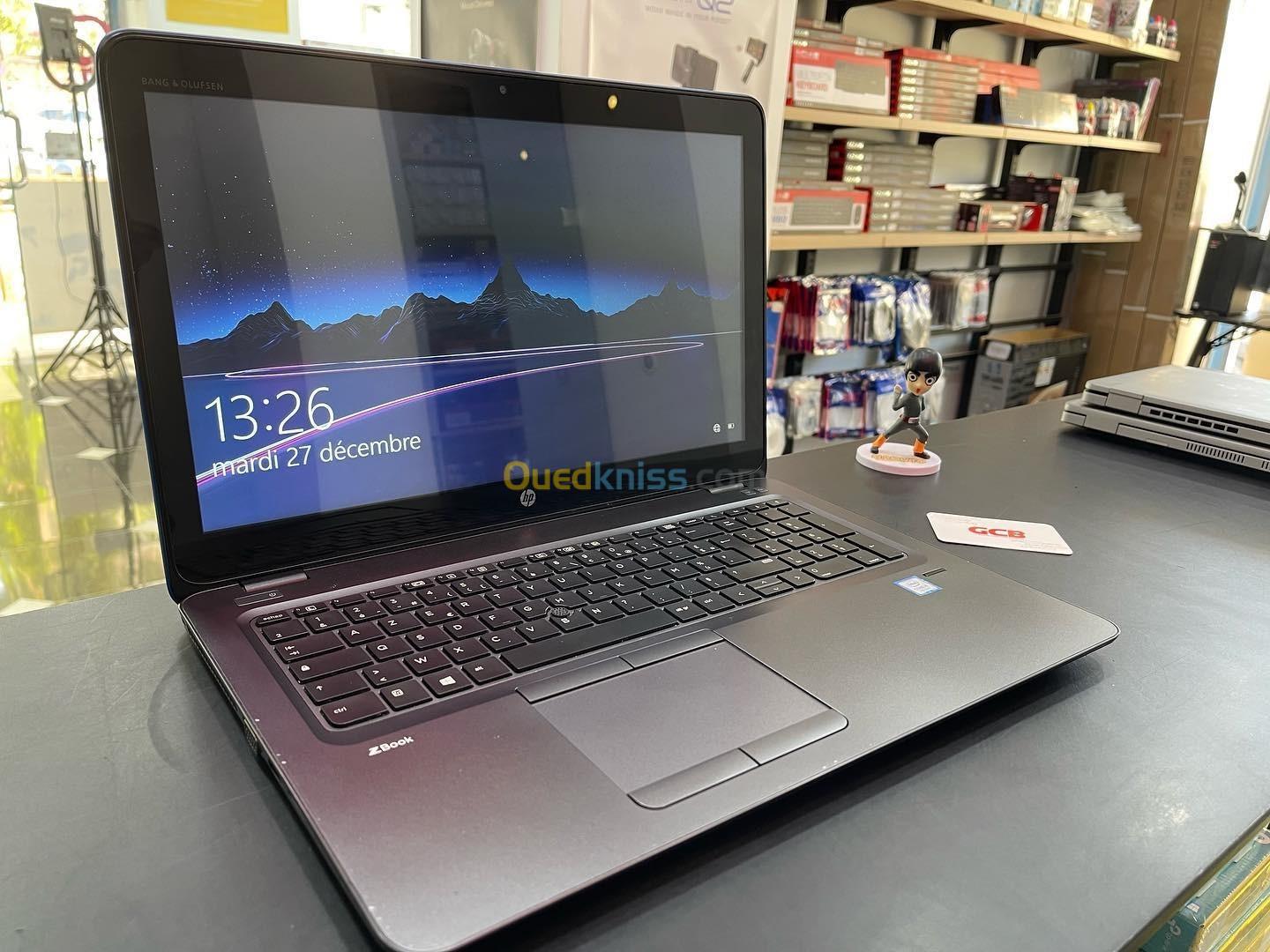 HP ZBOOK 15 Intel Core i5-7200U 3 Mo de cache, à 3,1 GHz  8GB 256GB SSD 15.6"  AMD Fire Pro W4190M