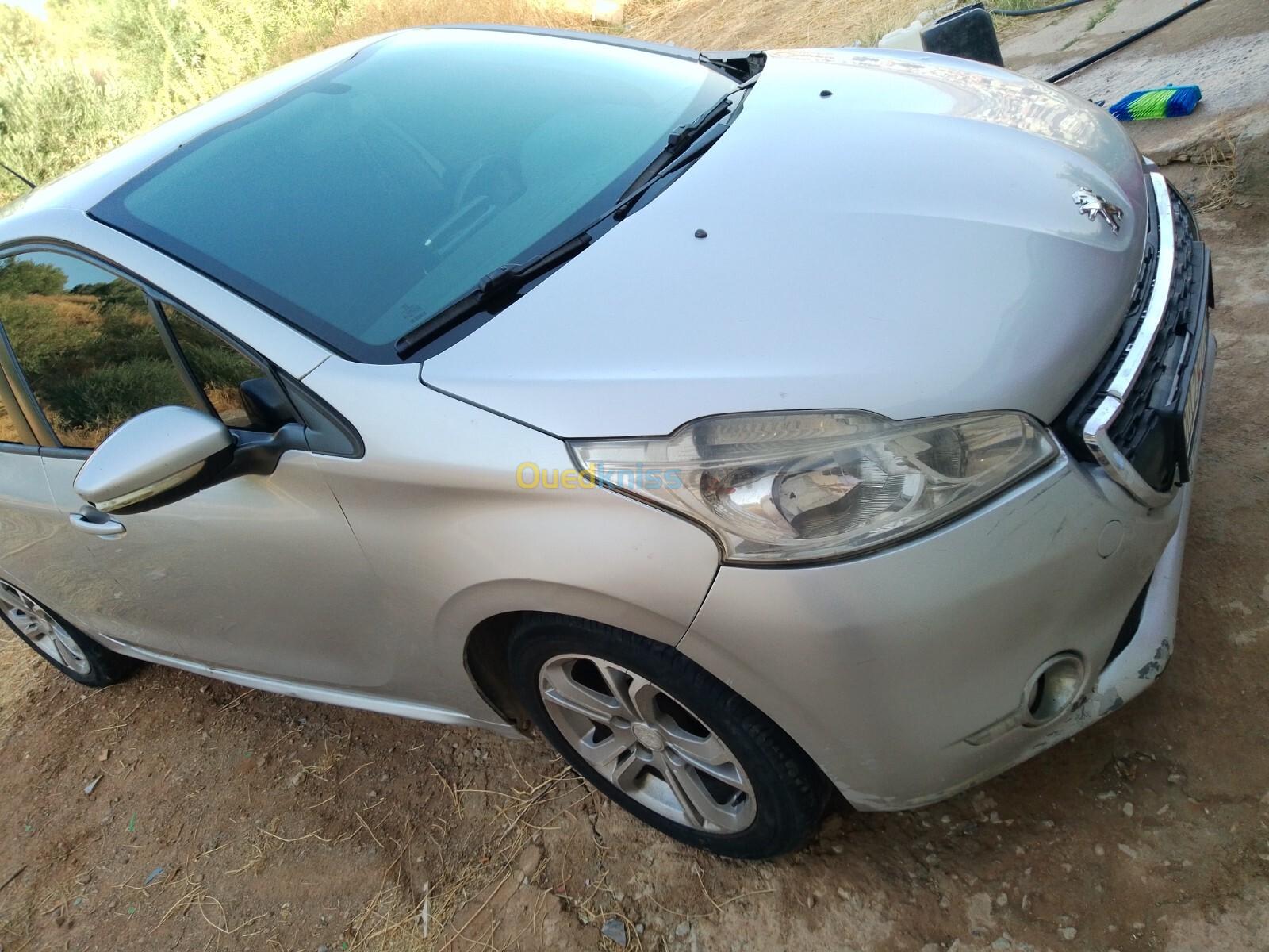 Peugeot 208 2012 208