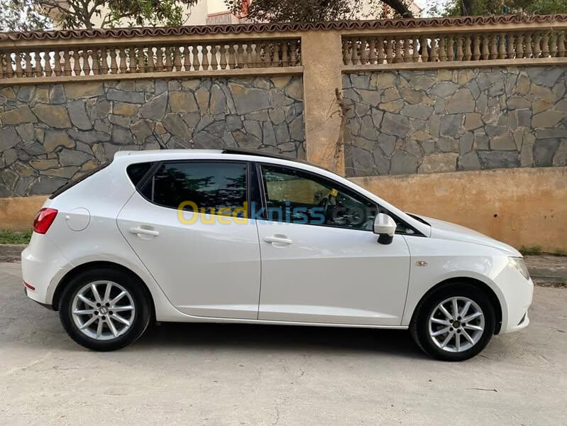 Seat Ibiza 2013 Fully +Toit ouvrant