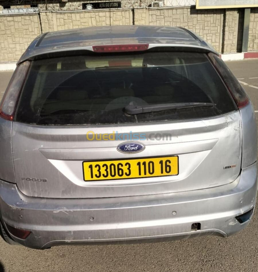 Ford Focus 5 portes 2010 Focus 5 portes