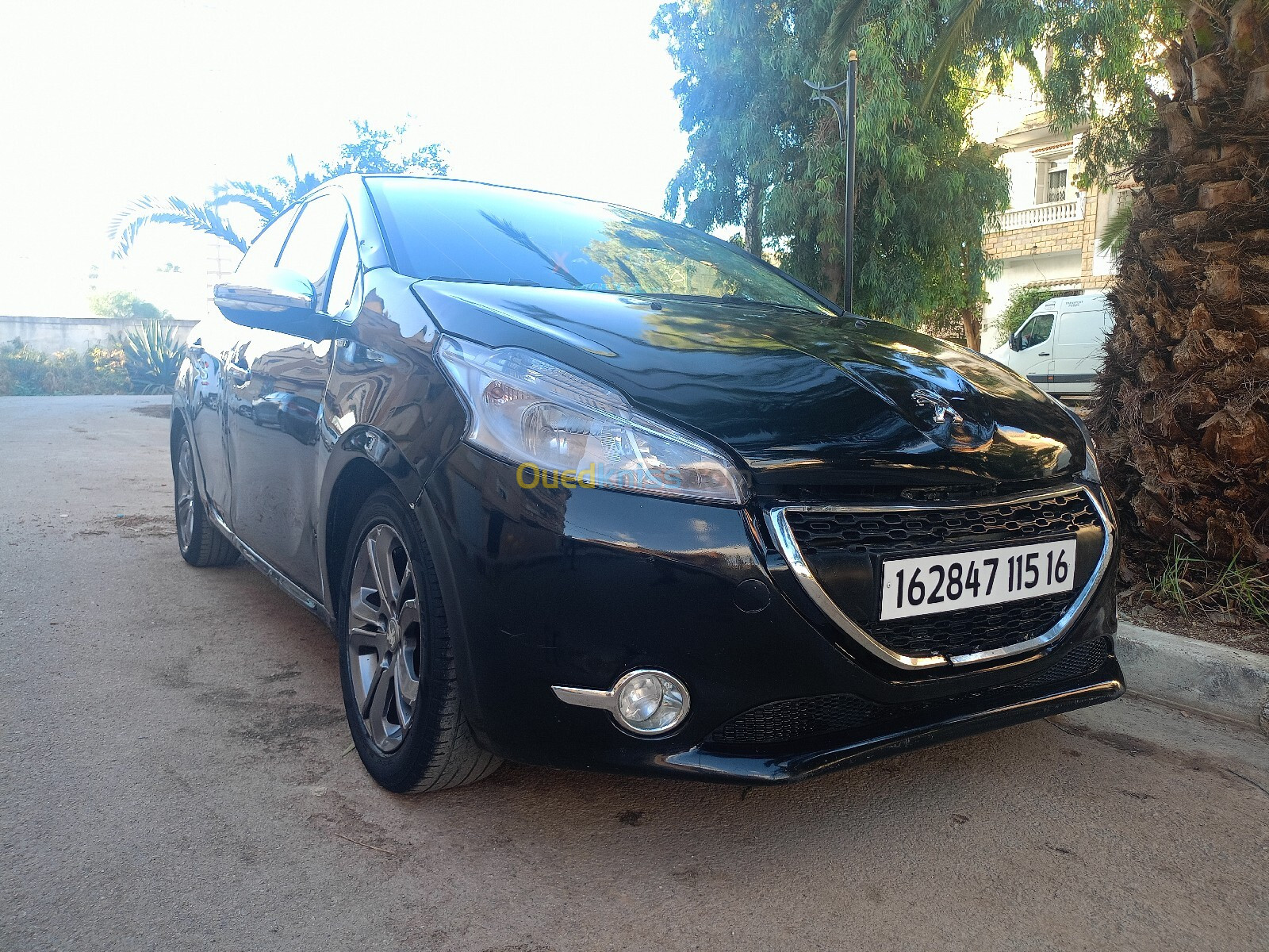 Peugeot 208 2015 Allure