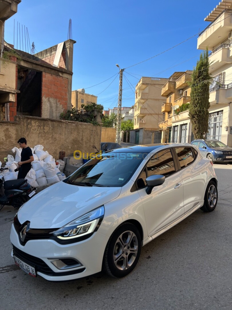 Renault Clio 4 2023 Gt line