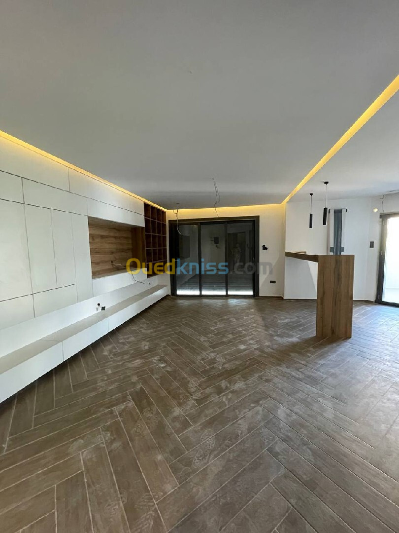 Vente Appartement F4 Alger Bordj el bahri