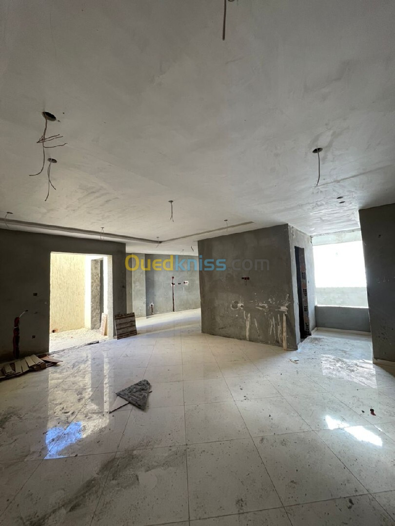 Vente Appartement F4 Alger Cheraga