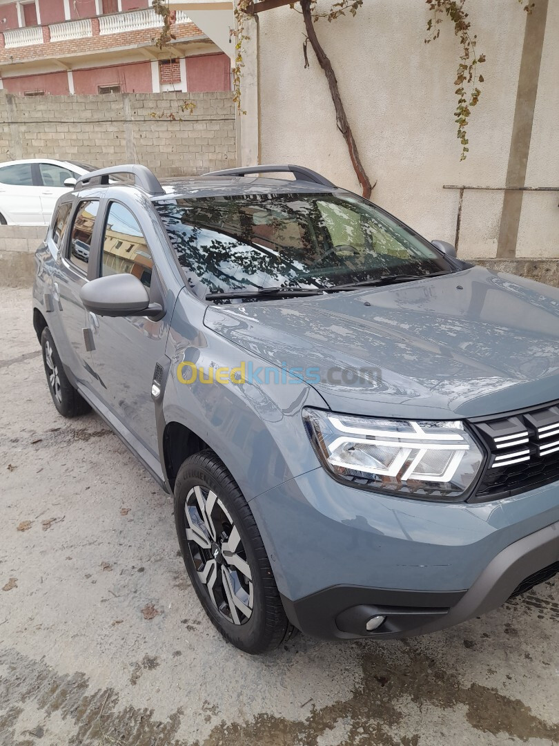 Dacia Duster 2023 Tout option