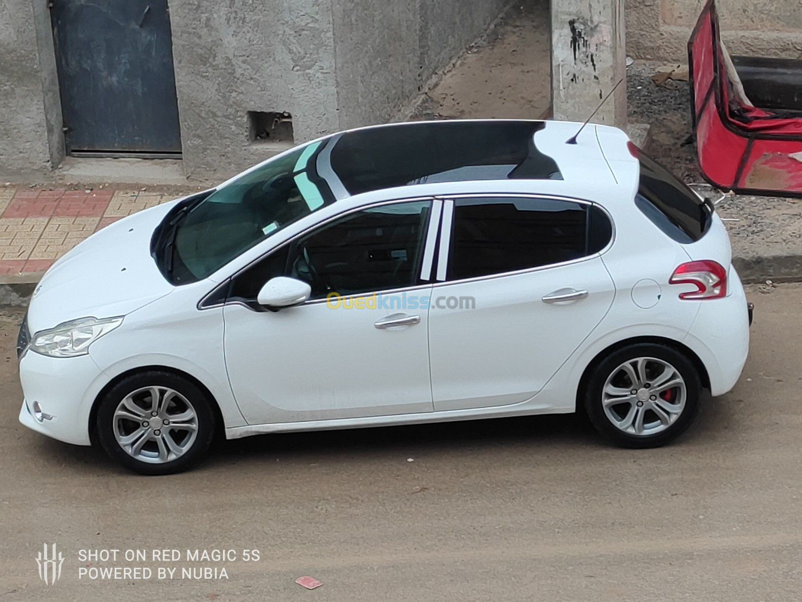 Peugeot 208 2012 208