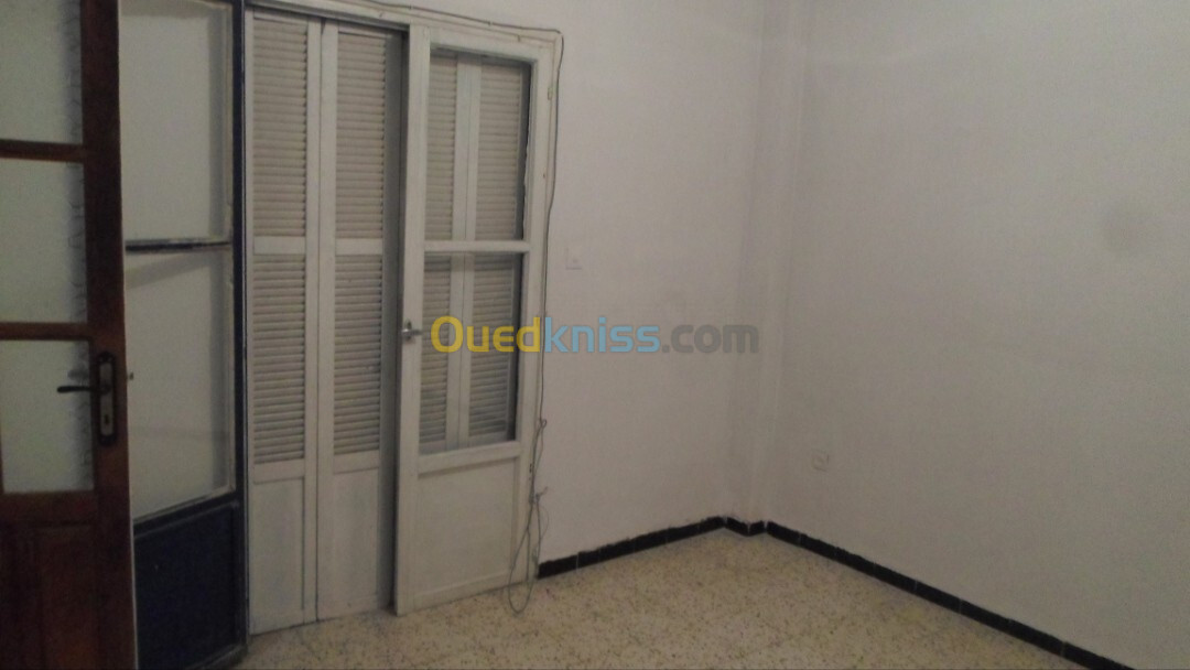 Location Appartement F2 Alger Douera