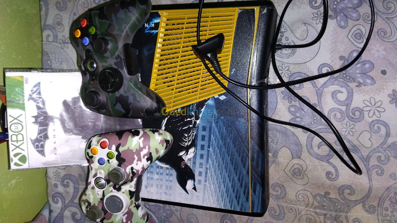 xbox 360slim maflachi+2Manette+48jeux+sidi batman