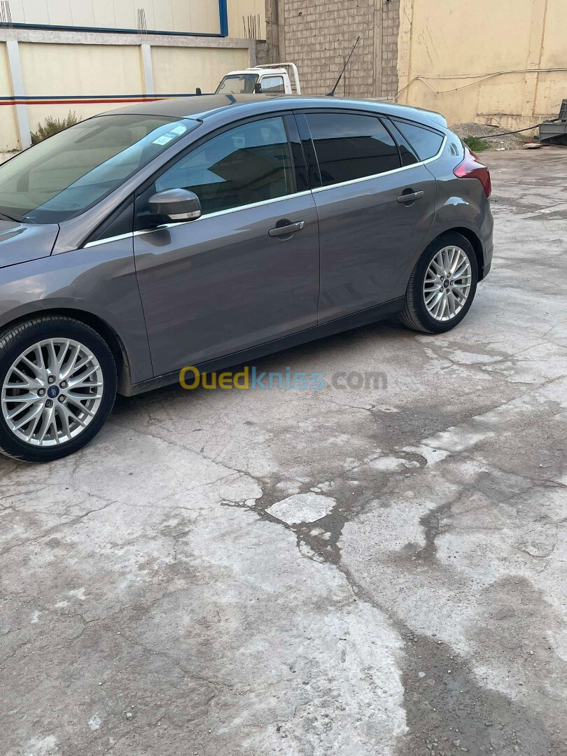 Ford Focus 4 portes 2014 Trend Sport