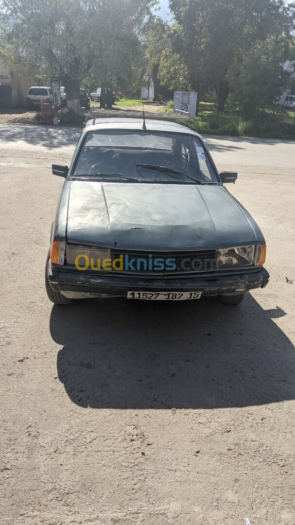 Peugeot 305 1987 305