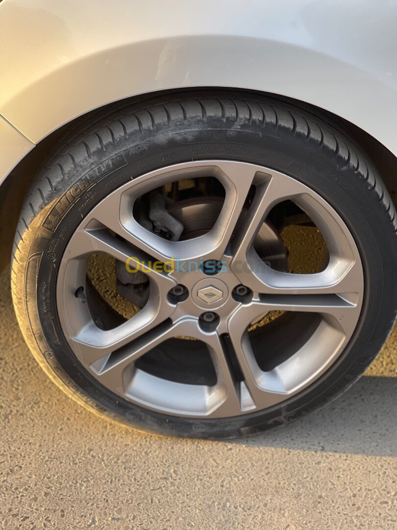 Renault Clio 4 2019 GT Line +