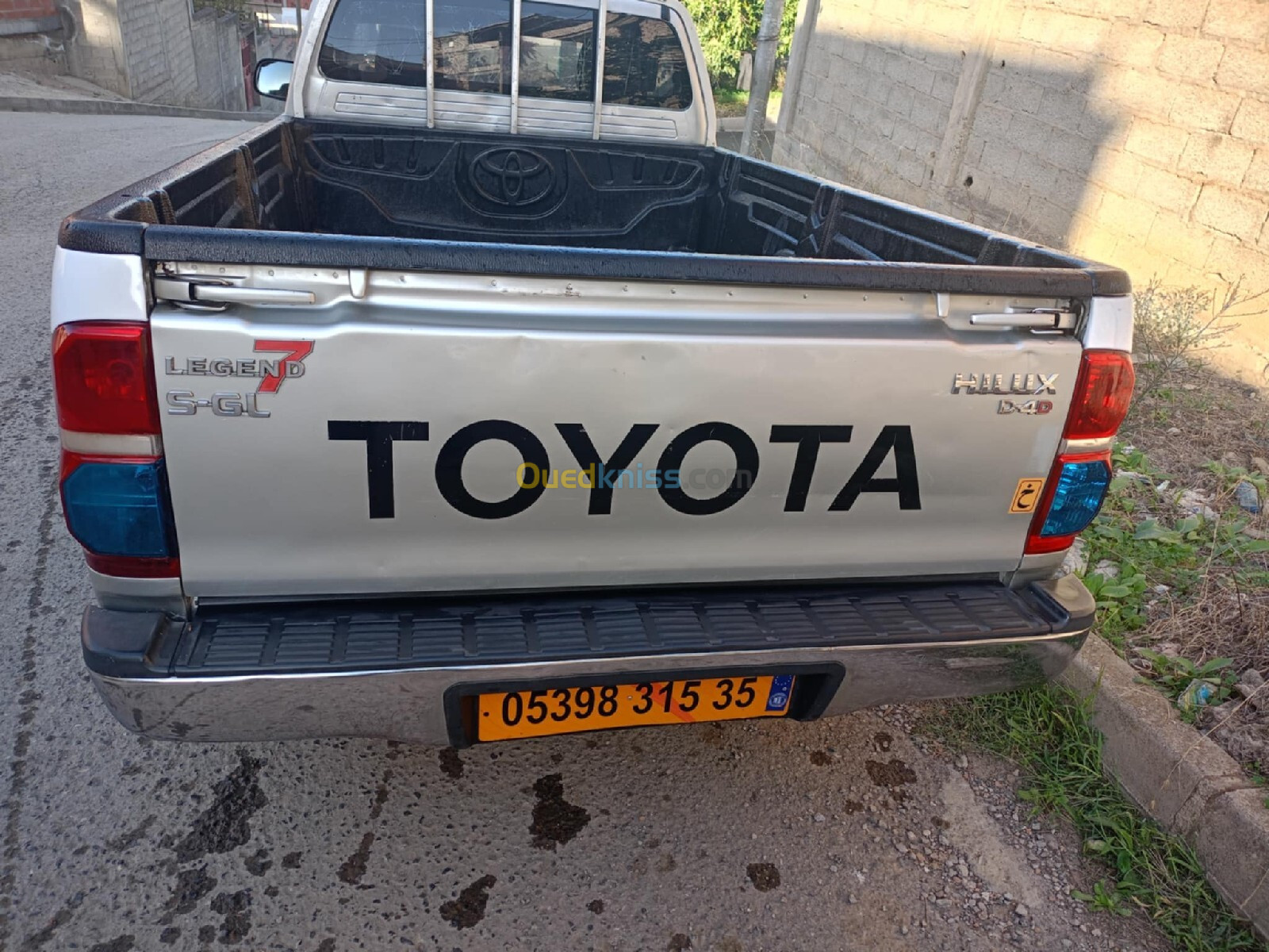 Toyota Hilux 2015 LEGEND DC 4x2