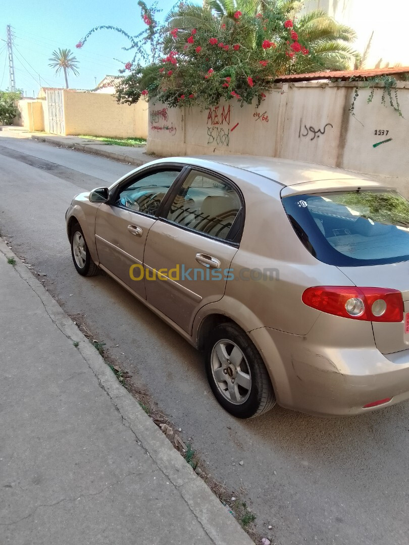 Chevrolet Optra 5 portes 2005 Optra 5 portes