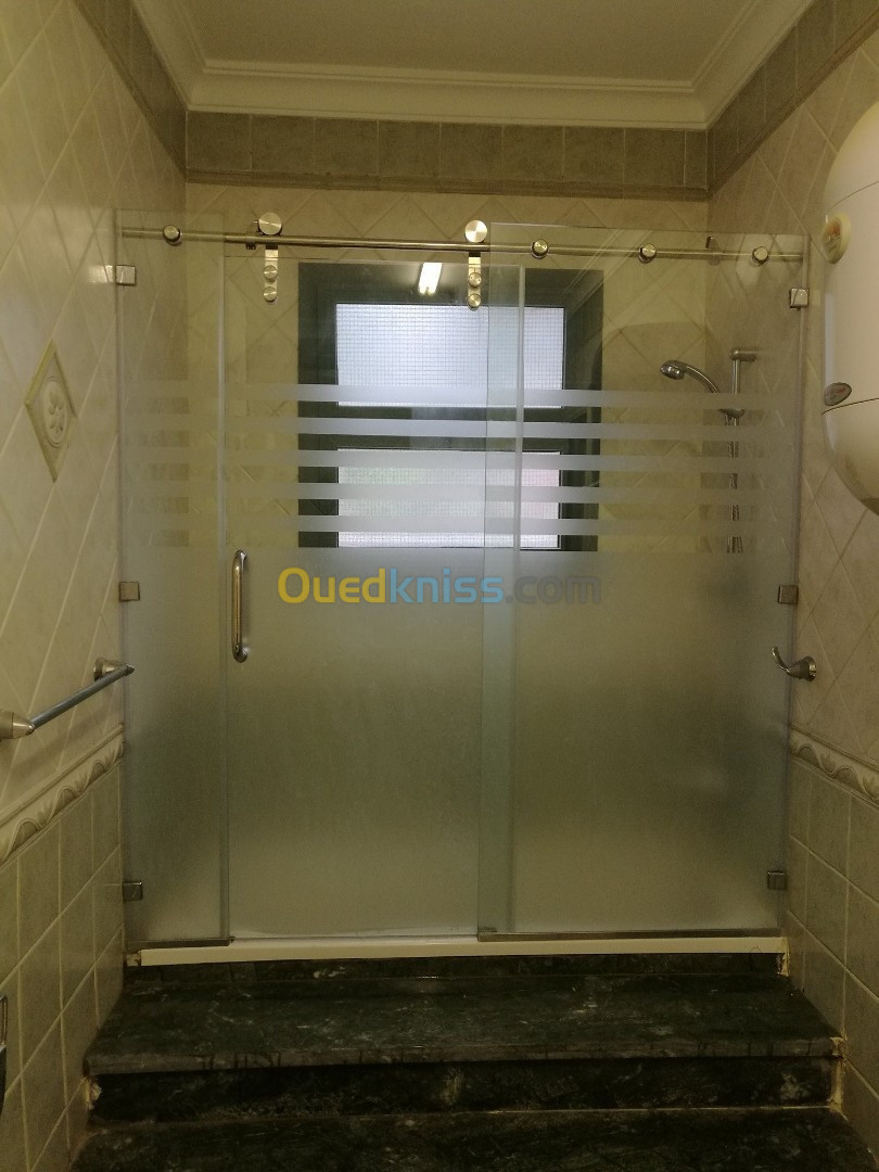 cabine de douche vitrine cloisons