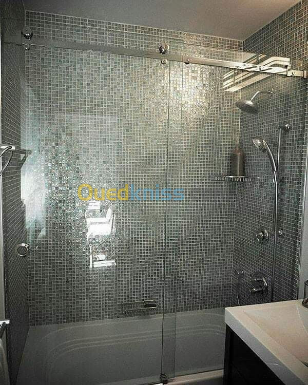 Cabine et paroi de douche sur mesure 