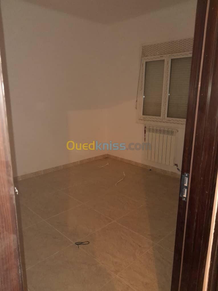 Location Appartement F4 Blida Bouinan