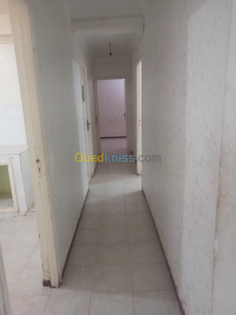 Location Appartement F3 Blida Soumaa