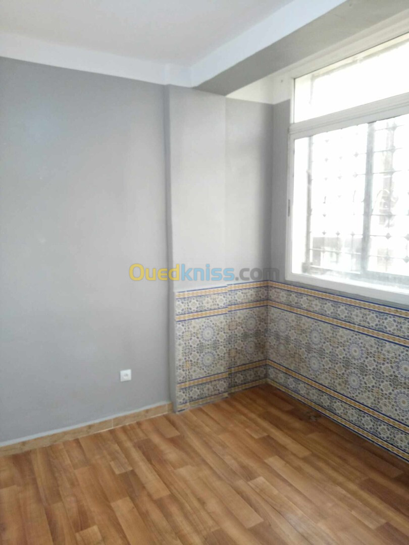 Location Appartement F3 Alger Ain naadja