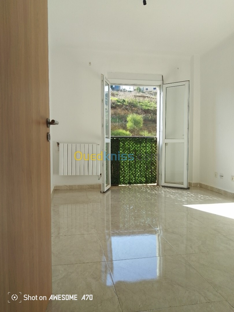 Location Appartement F4 Alger Souidania