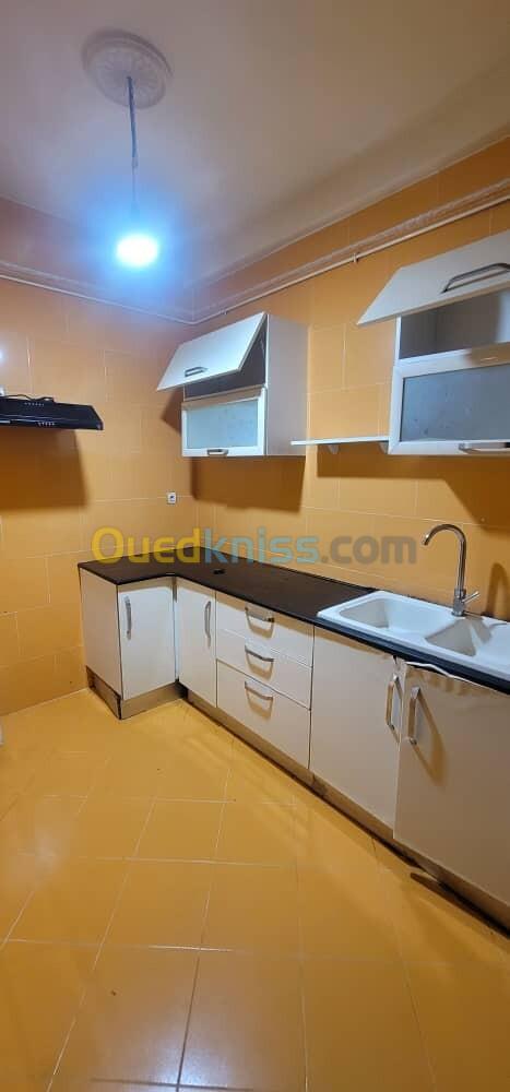 Location Appartement F3 Alger Bordj el bahri