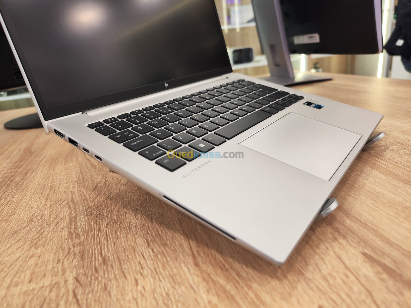 HP ELITEBOOK 840 G9 I7-1255U 16Go 512GB NVMe 14" FHD IPS WIN11