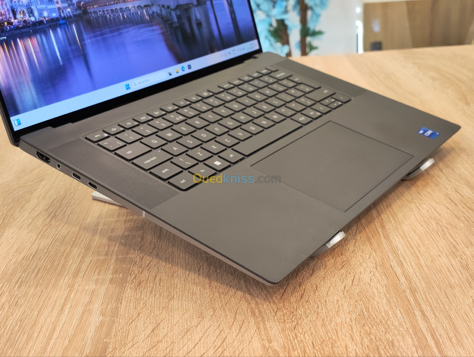 LAPTOP DELL STATION PRECISION 5680  I7-13800H/32G/500G SSD/RTX 2000 ADA 8G /16'' 4K/WIN11