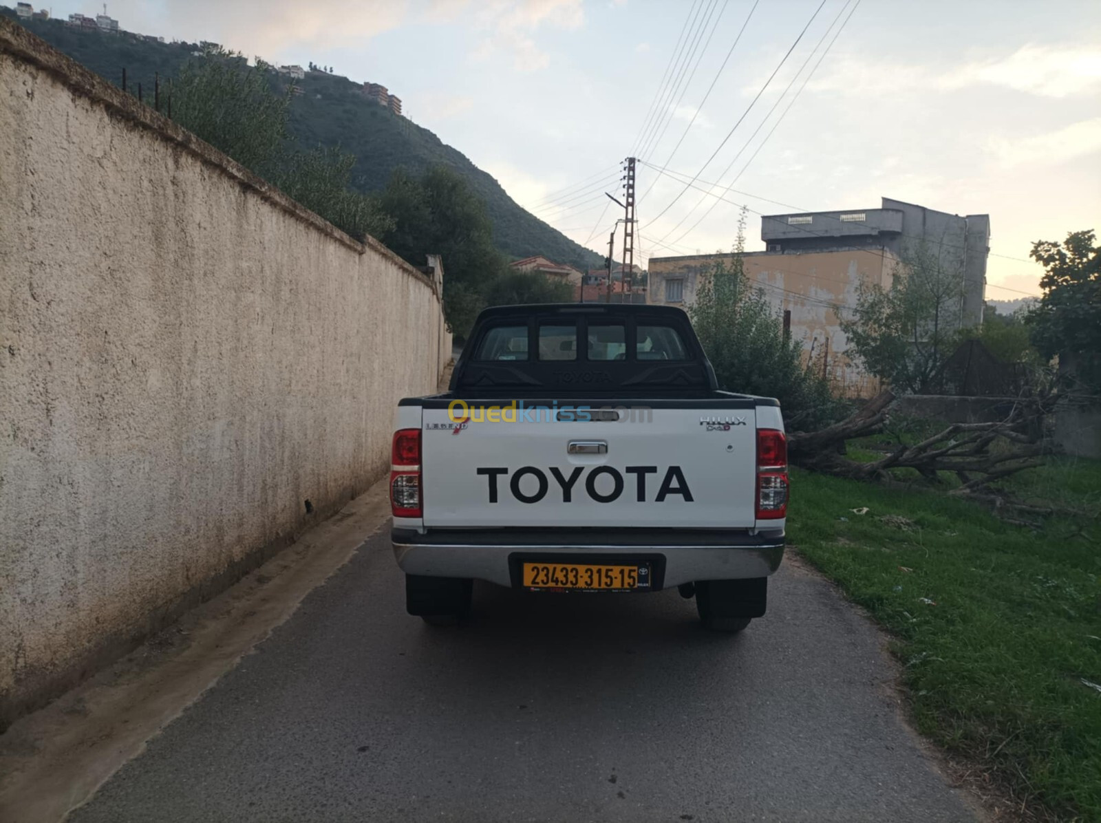 Toyota Hilux 2015 LEGEND DC 4x4 Pack Luxe