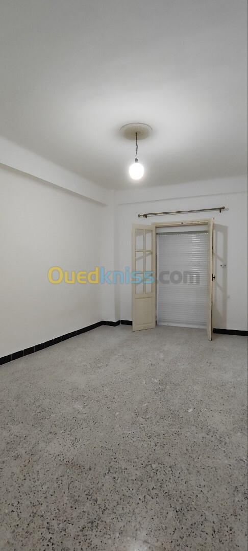 Location Appartement F3 Alger Kouba