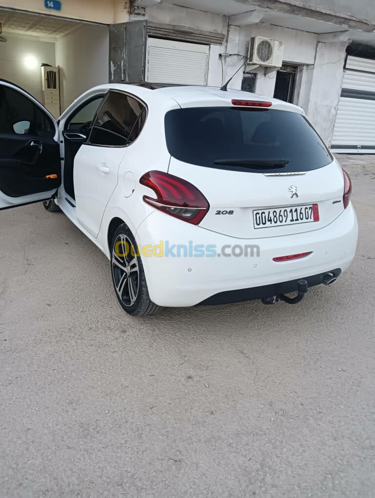 Peugeot 208 2016 Gt line +