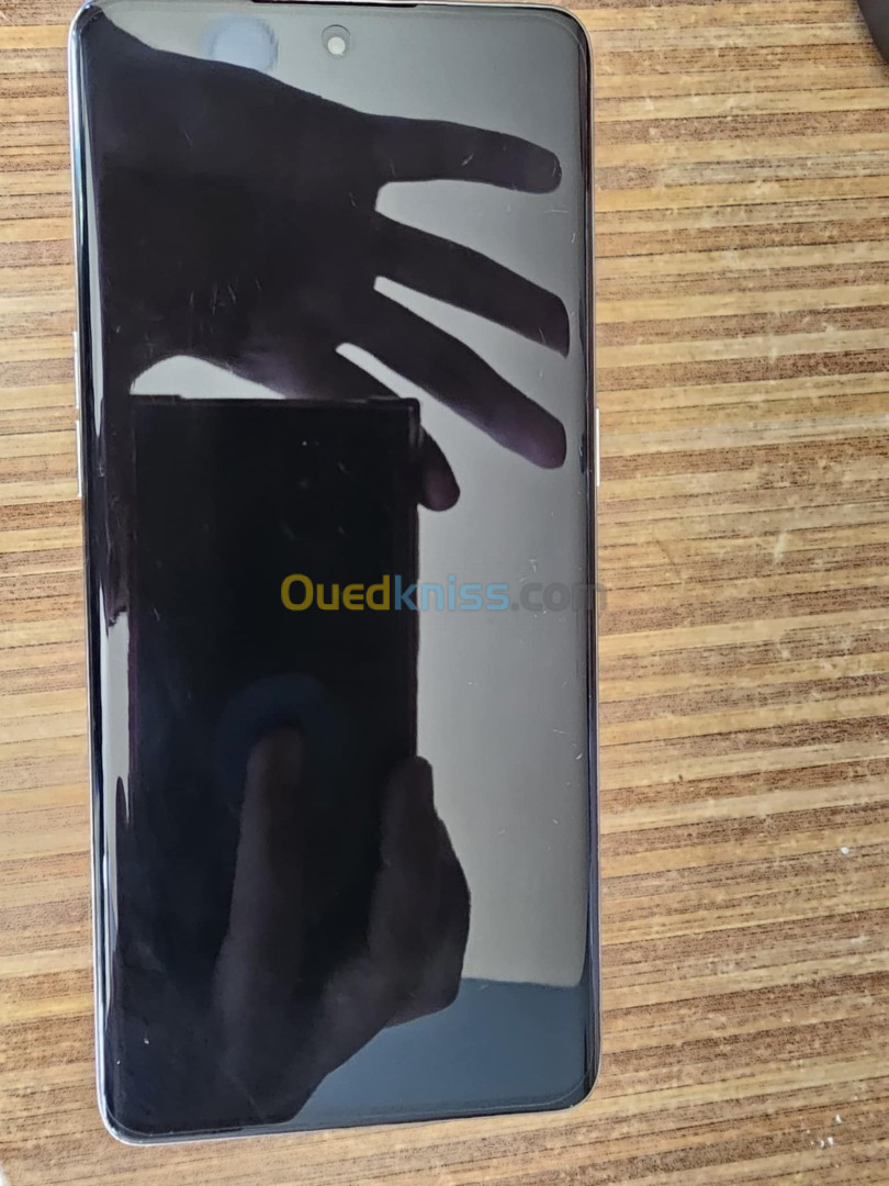 Oppo Reno 9 pro 5G