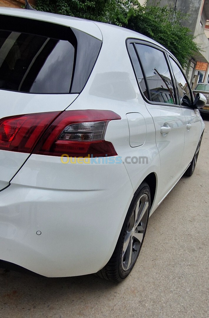 Peugeot 308 2021 Active