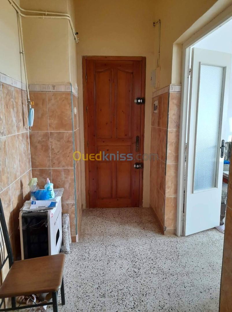 Vente Appartement F3 Oran Bousfer