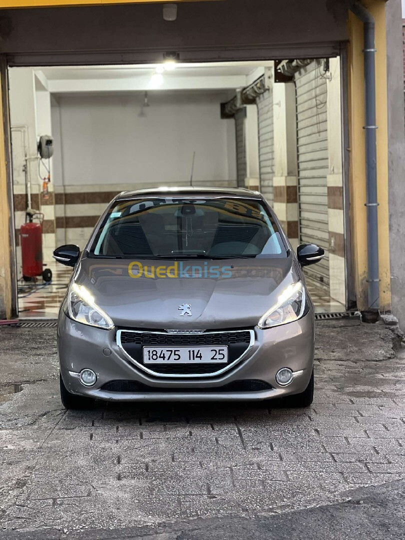 Peugeot 208 2014 Allure