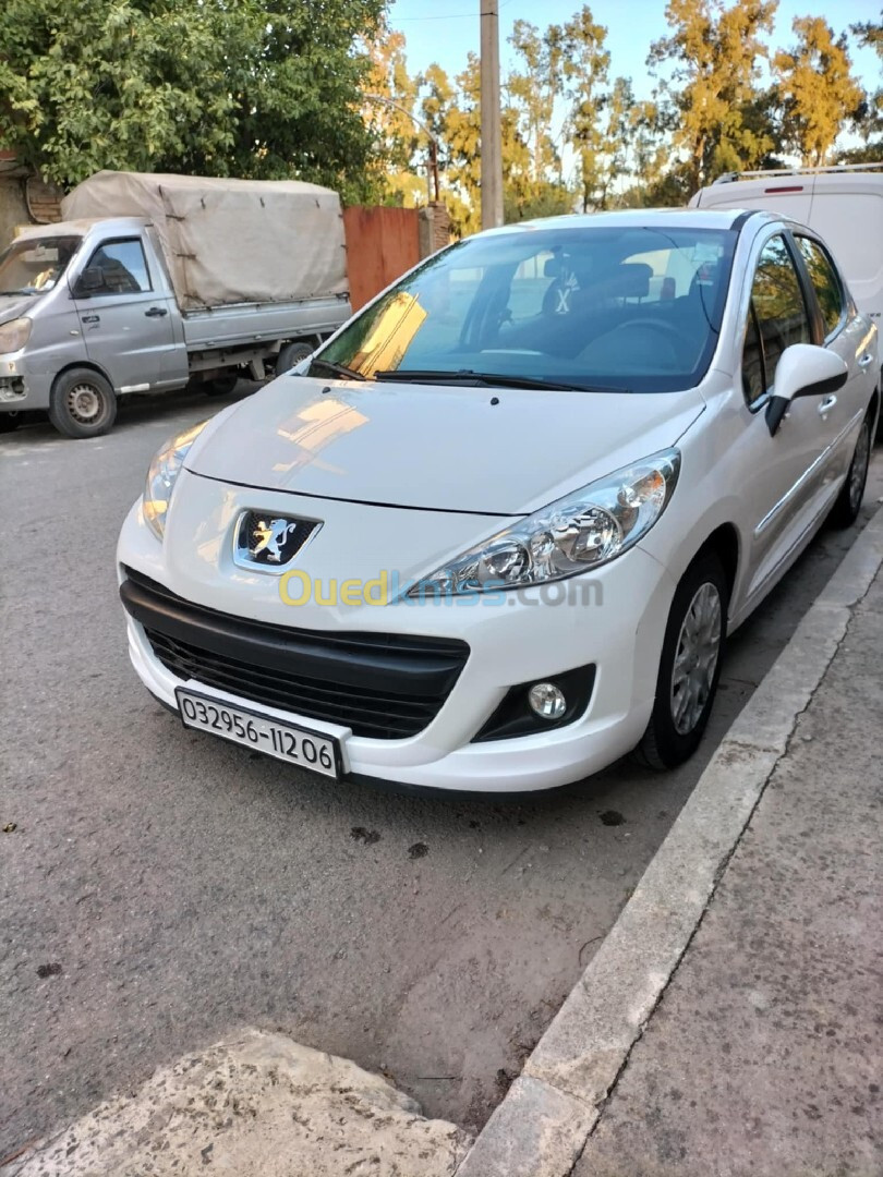 Peugeot 207 2012 