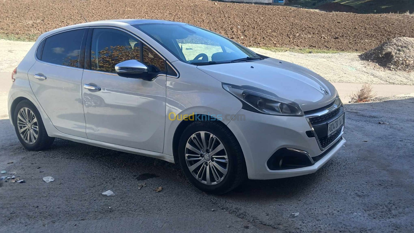 Peugeot 208 2016 Allure Facelift