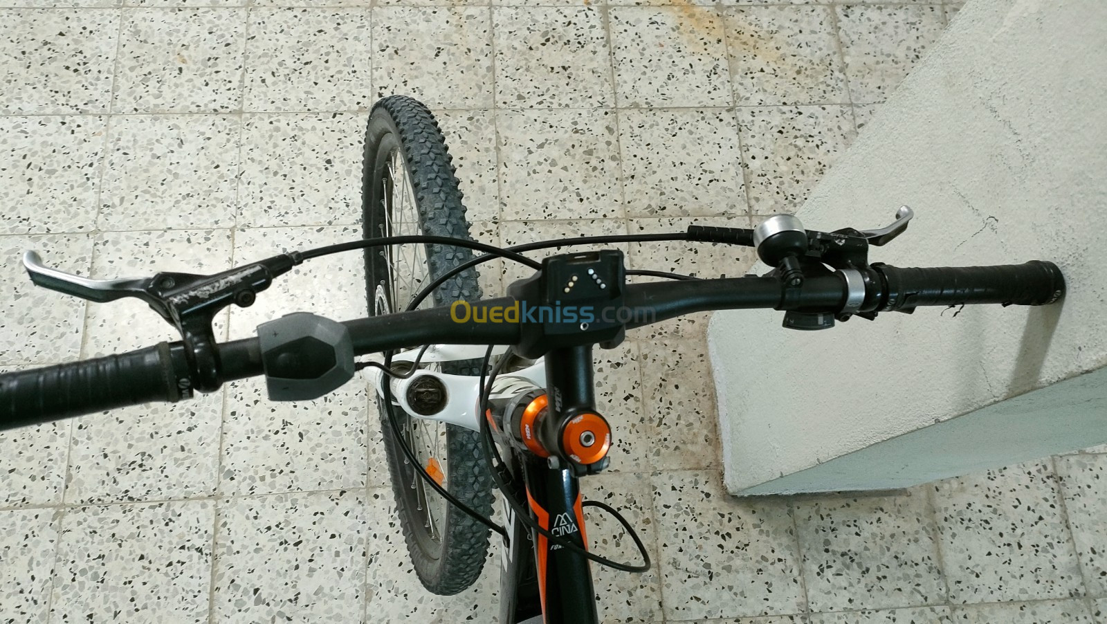 Ouedkniss velo best sale rockrider 520