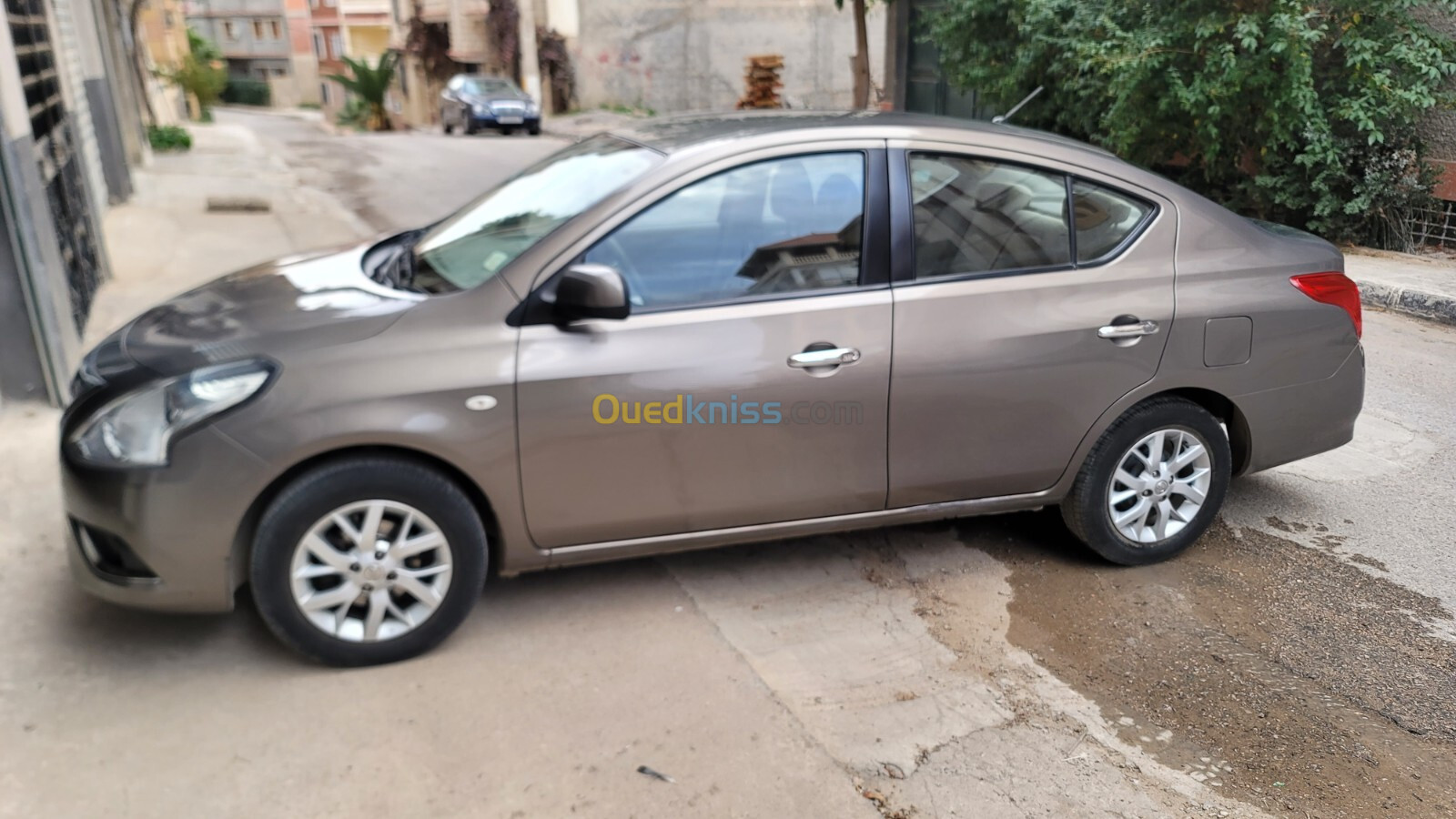 Nissan Sunny 2016 