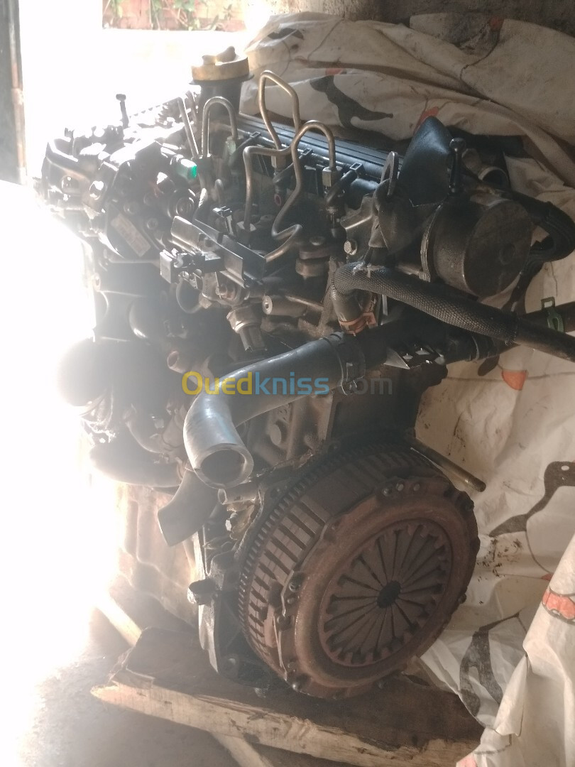 Moteur 1 5 Dci La 105