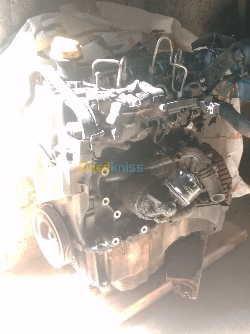 Moteur 1 5 Dci La 105