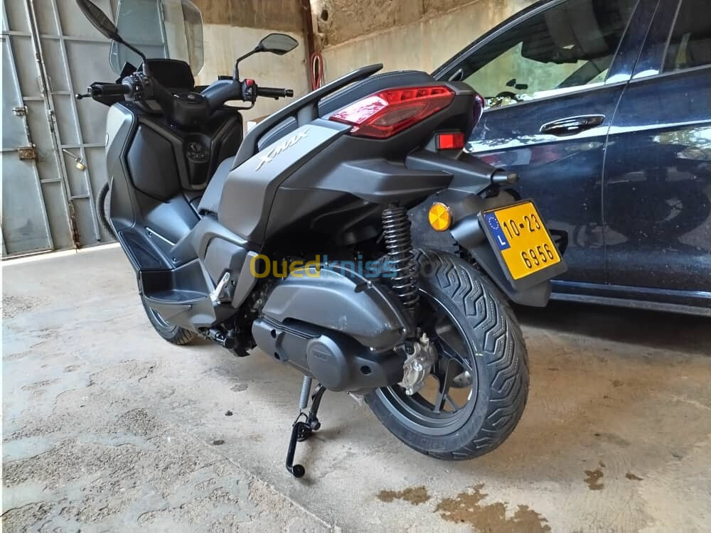 YAMAHA XMAX 2023